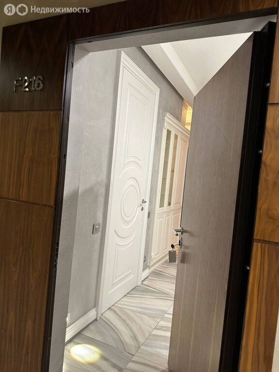 m. Baumanskaya: Apartment, 2-rooms