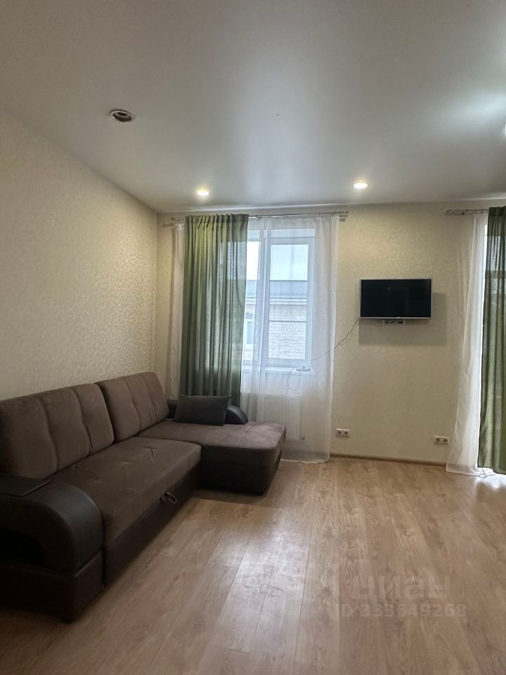 m. Pyatnitskoe shosse: Apartment, 2-rooms