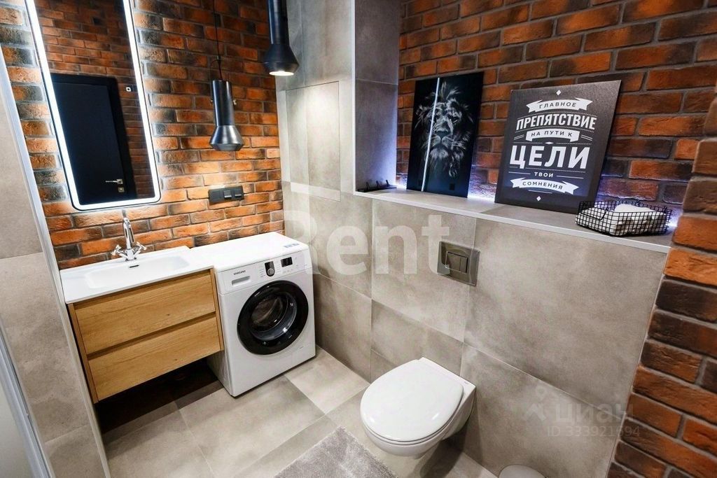 m. ZIL: Apartment, 2-rooms
