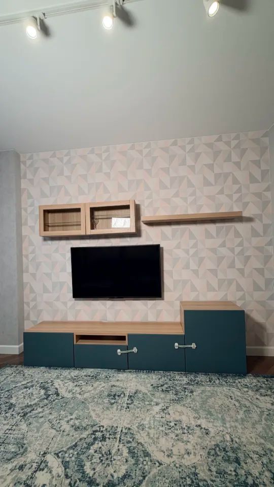 m. Lukhmanovskaya: Apartment, 2-rooms