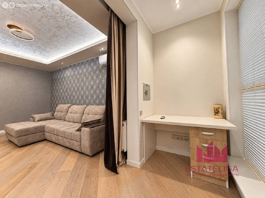 m. Aminyevskaya: Apartment, 2-rooms