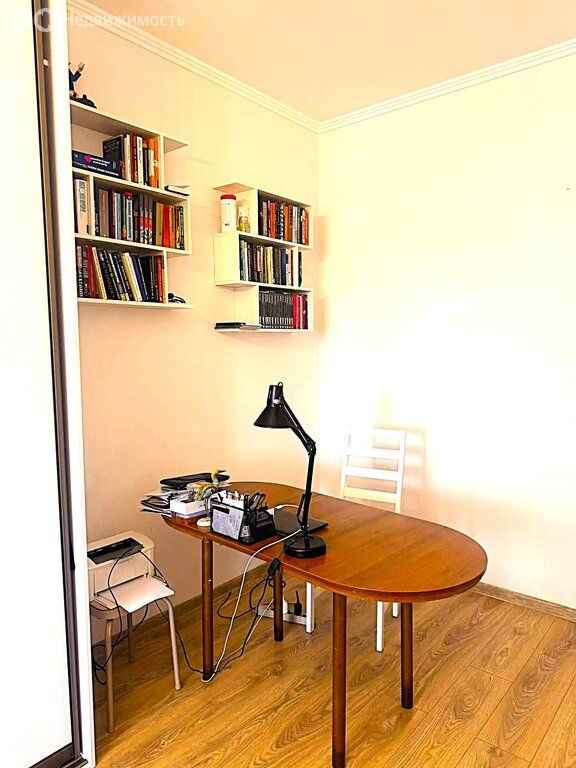 m. Barrikadnaya: Apartment, 2-rooms