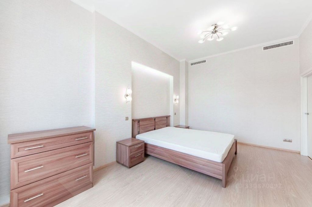 m. Smolenskaya: Apartment, 4-rooms