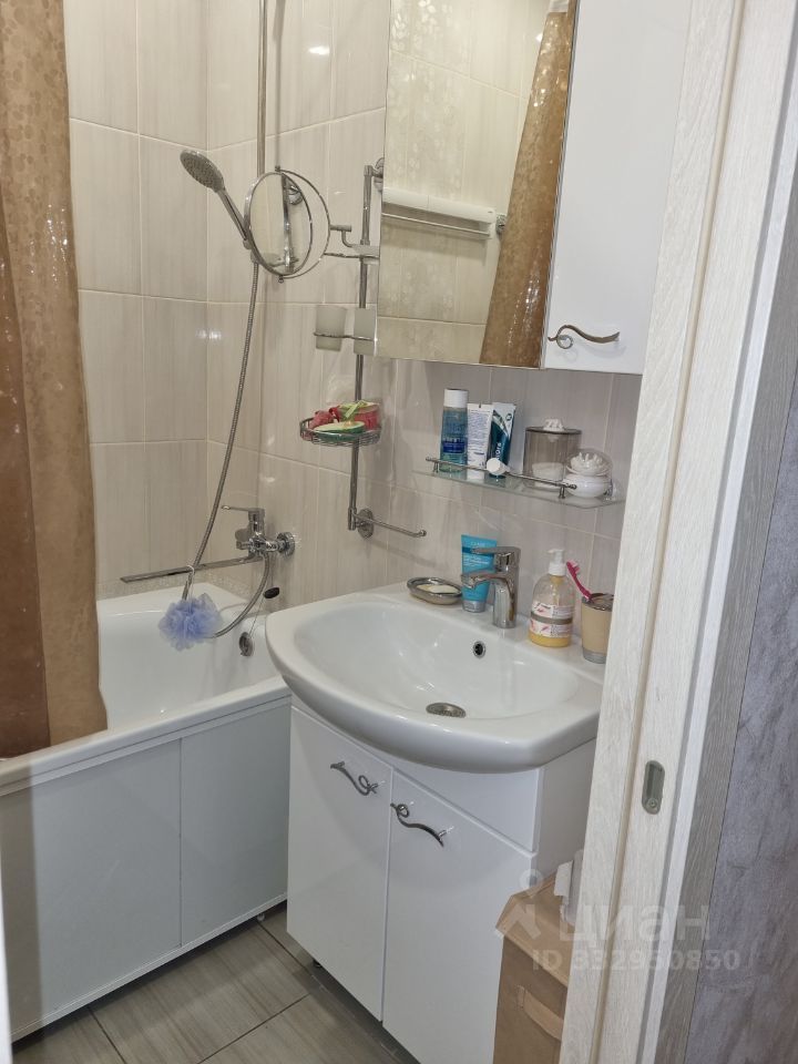m. Levoberezhnaya: Apartment, 2-rooms