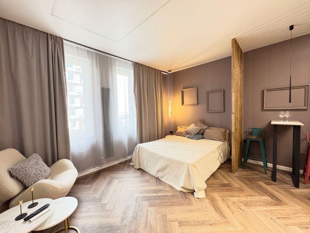 m. Aviamotornaya: Apartment, studio