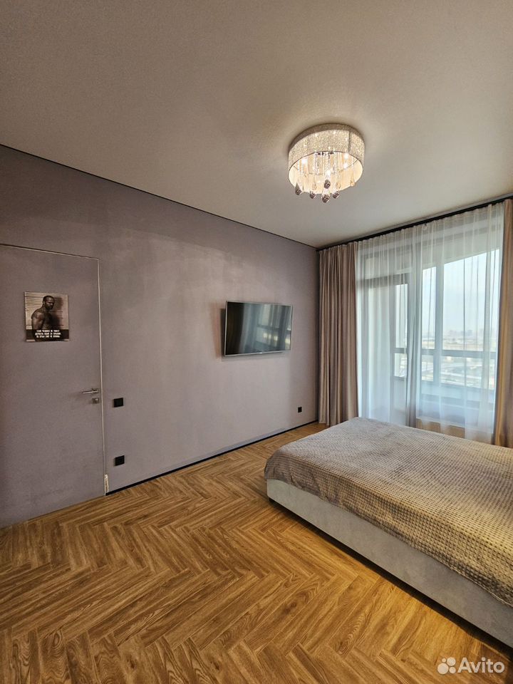 m. ZIL: Apartment, 2-rooms