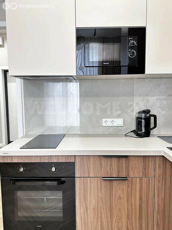 m. ZIL: Apartment, 1-rooms