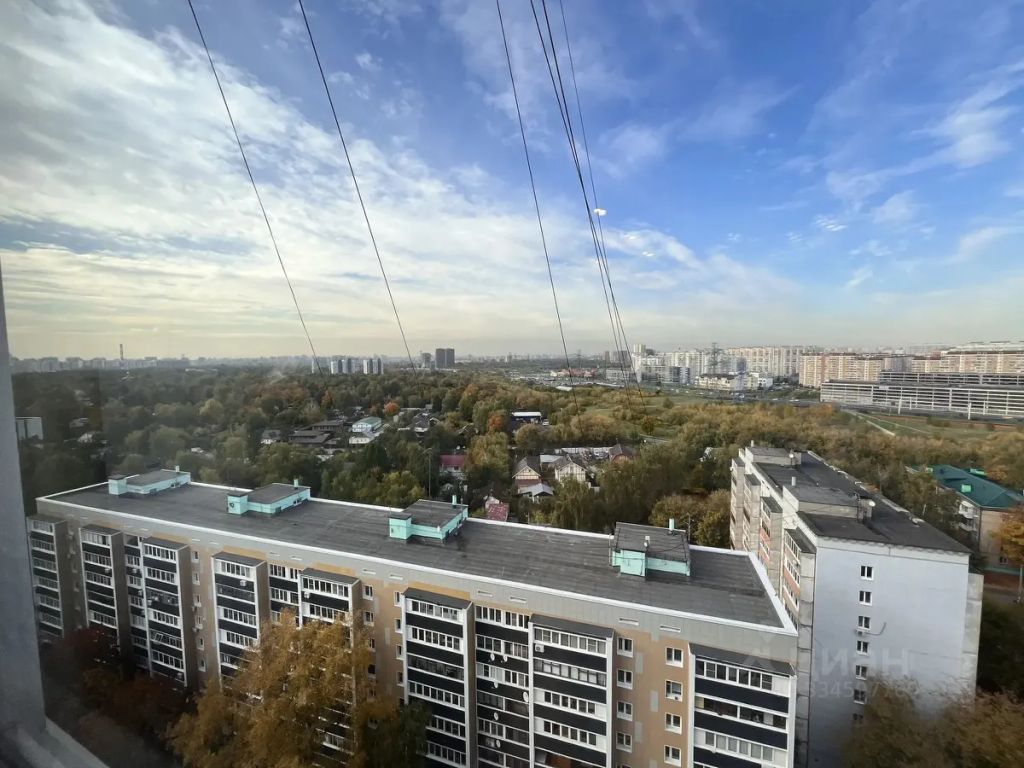 m. Lukhmanovskaya: Apartment, 2-rooms