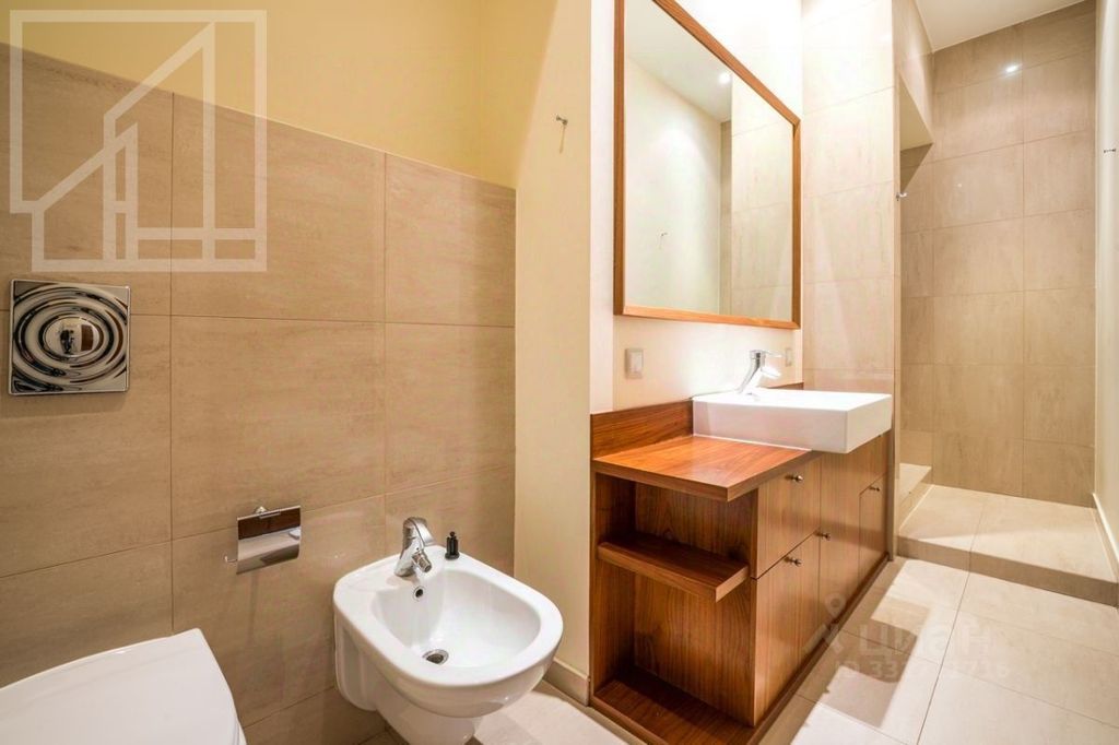 m. Kropotkinskaya: Apartment, 4-rooms