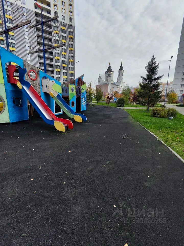 m. Molzhaninovo: Apartment, 4-rooms