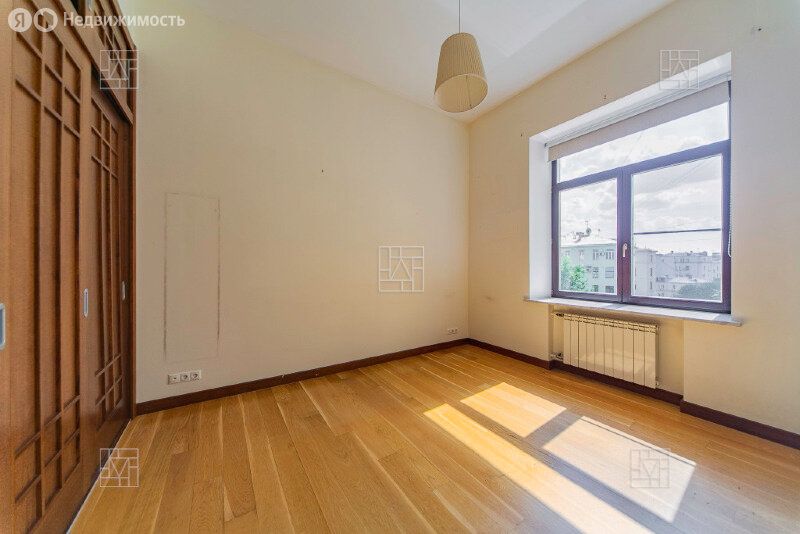 m. Chistye prudy: Apartment, 4-rooms