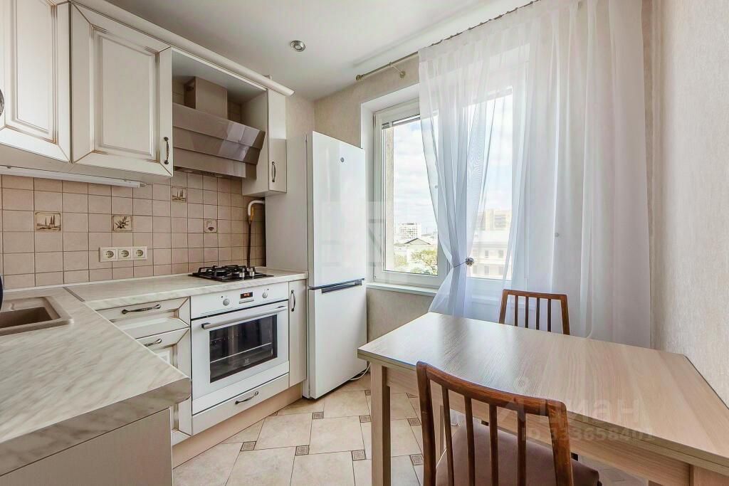 m. Polyanka: Apartment, 2-rooms