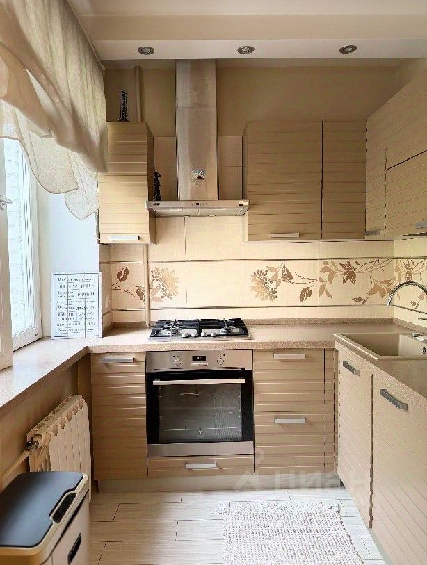 m. Smolenskaya: Apartment, 1-rooms