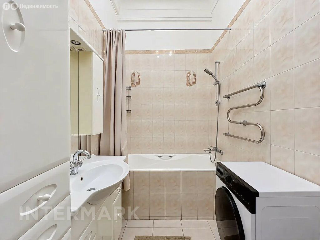 m. Barrikadnaya: Apartment, 2-rooms