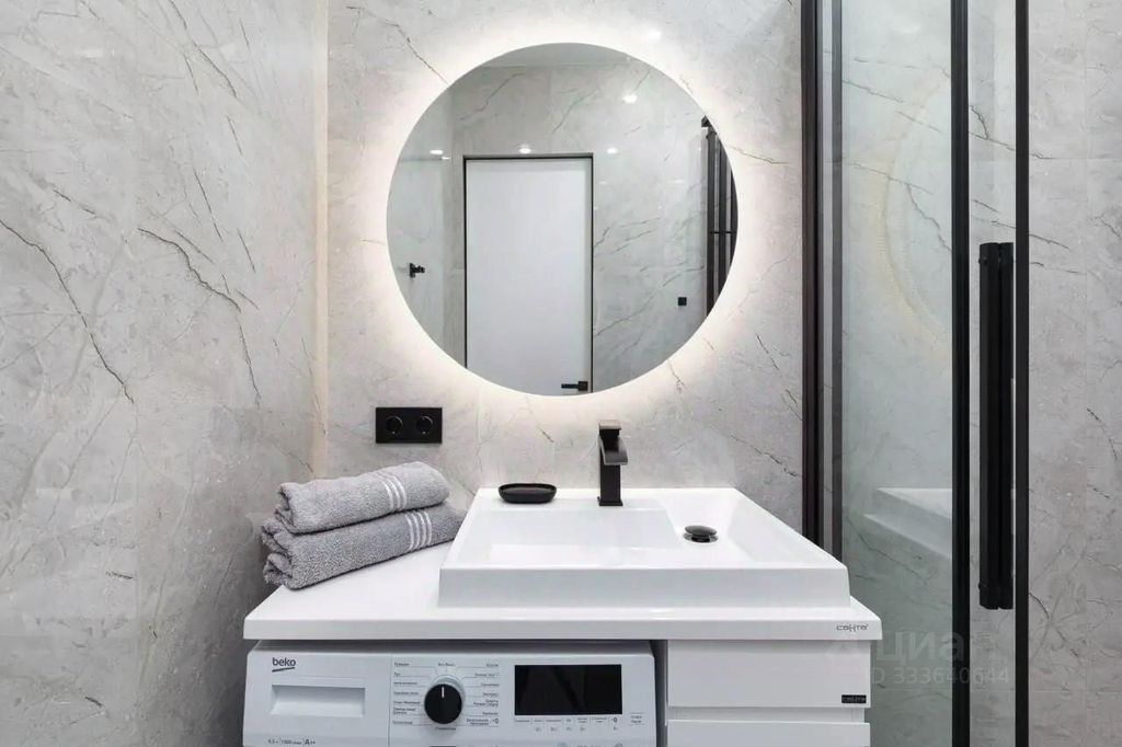 m. Aminyevskaya: Apartment, studio