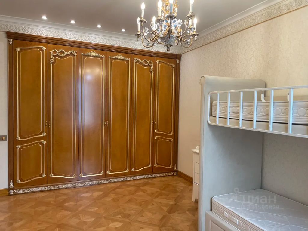 m. Kutuzovskaya: Apartment, 3-rooms