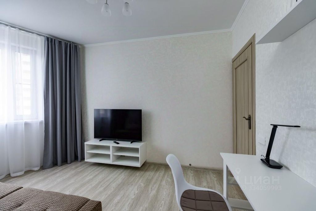 m. Myakinino: Apartment, 2-rooms