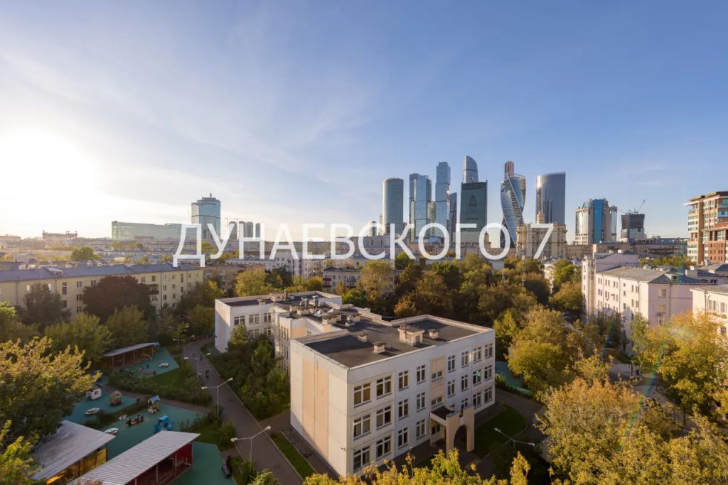 m. Studencheskaya: Apartment, 3-rooms
