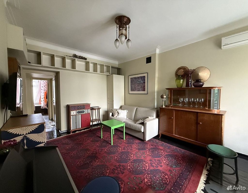 m. Barrikadnaya: Apartment, 2-rooms