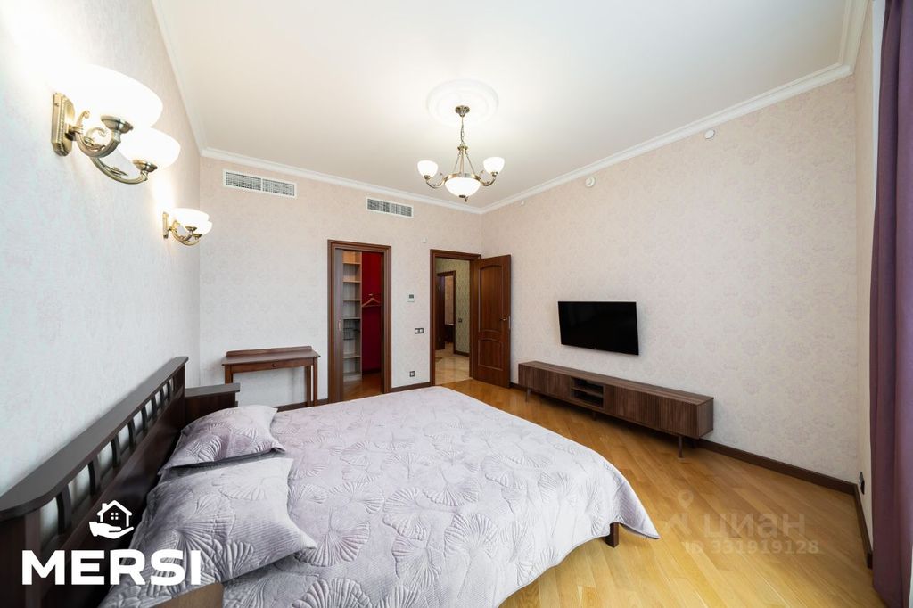 m. Sokolniki: Apartment, 3-rooms