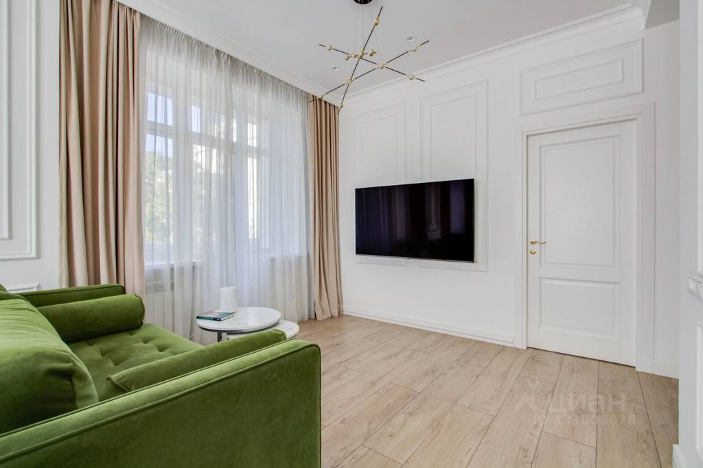 m. Novoslobodskaya: Apartment, 3-rooms