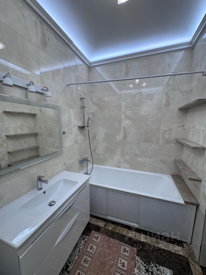 m. Tulskaya: Apartment, 2-rooms