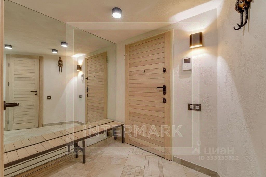 m. Smolenskaya: Apartment, 3-rooms