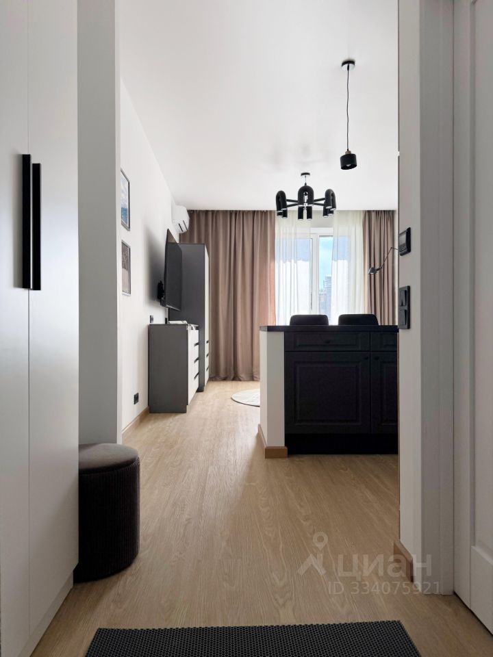 m. Kalitniki: Apartment, studio