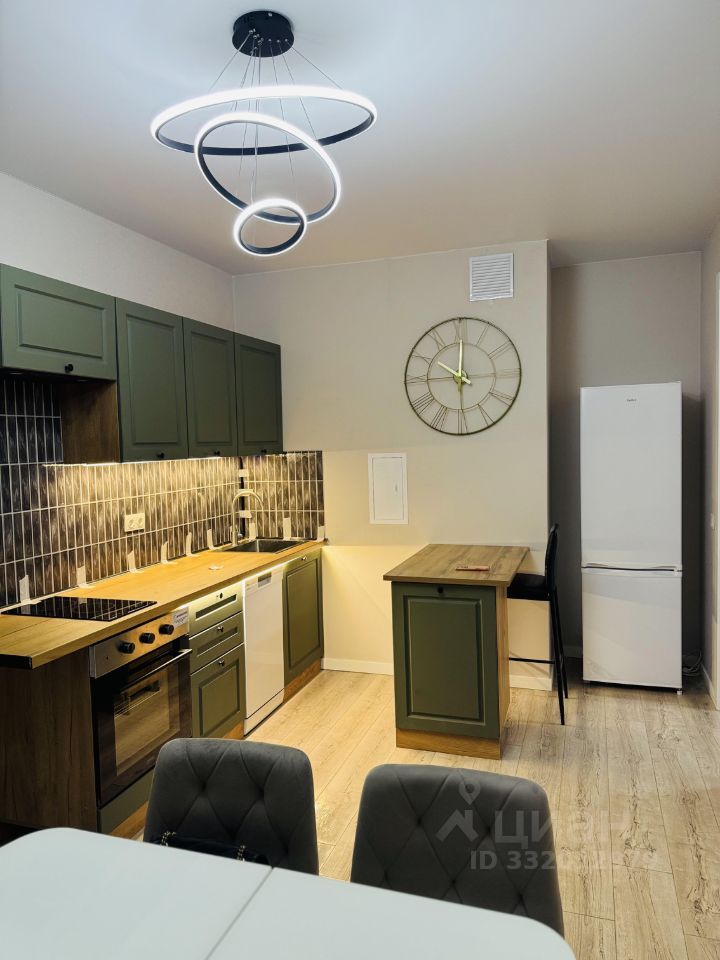 m. Strogino: Apartment, 2-rooms