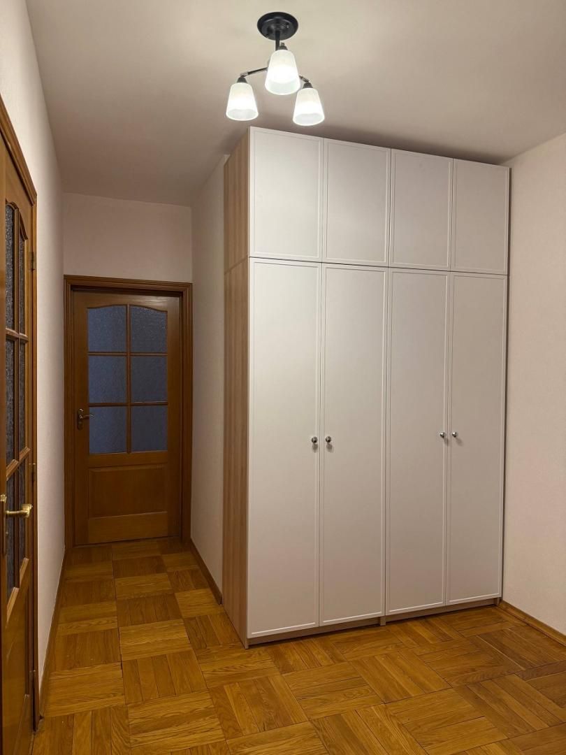 m. Trubnaya: Apartment, 2-rooms