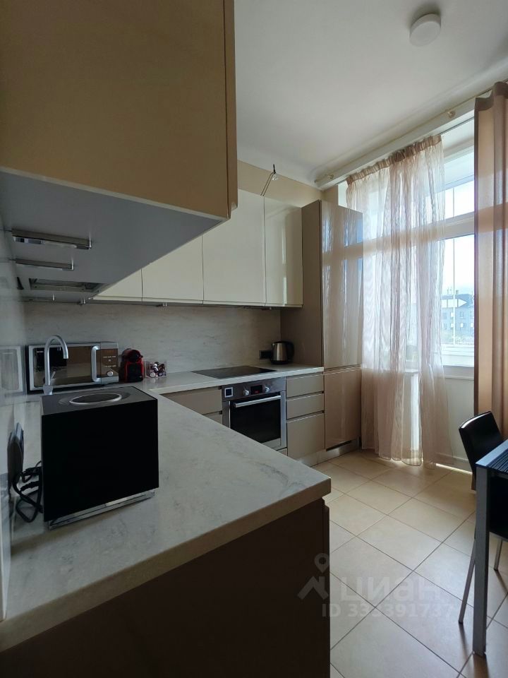 m. Tretyakovskaya: Apartment, 2-rooms