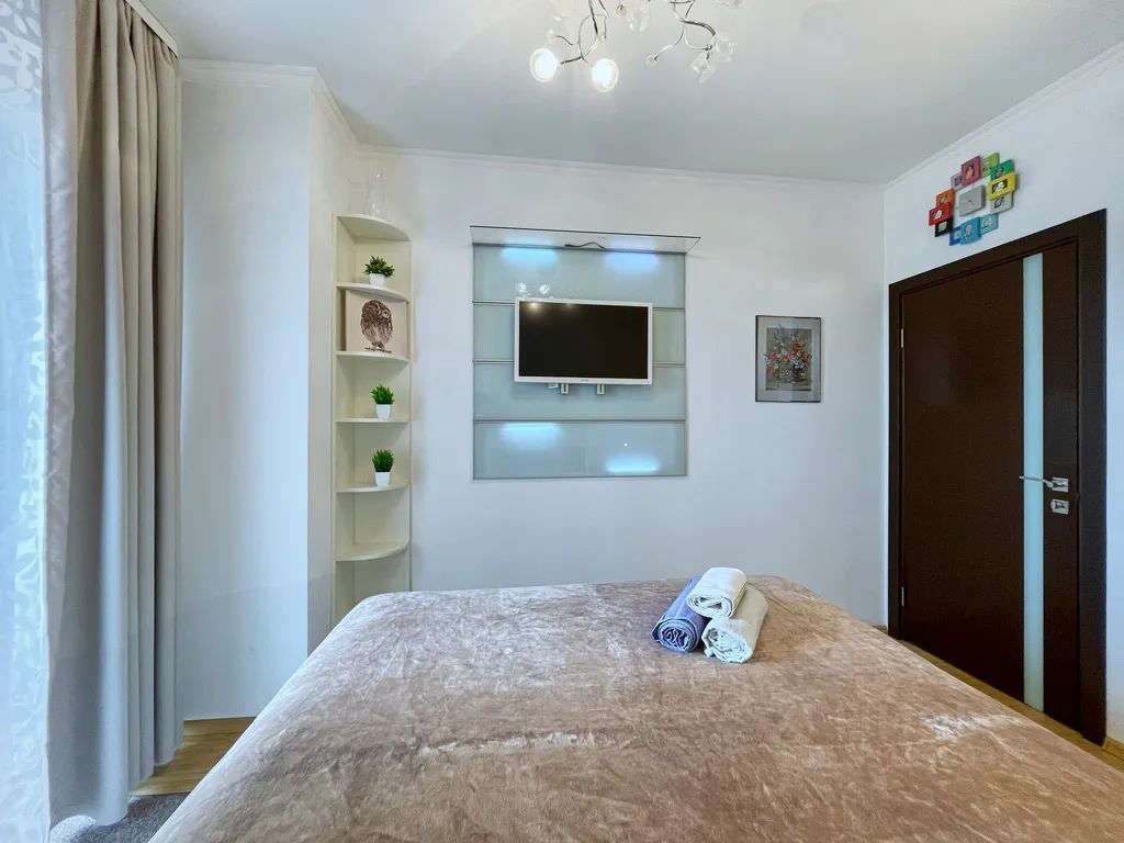 m. Levoberezhnaya: Apartment, 1-rooms