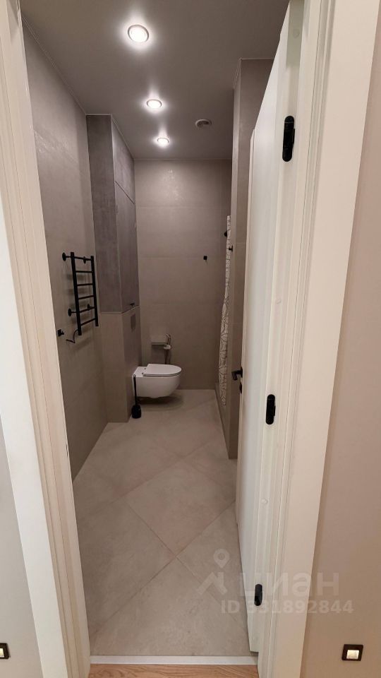 m. Serp i Molot: Apartment, 2-rooms