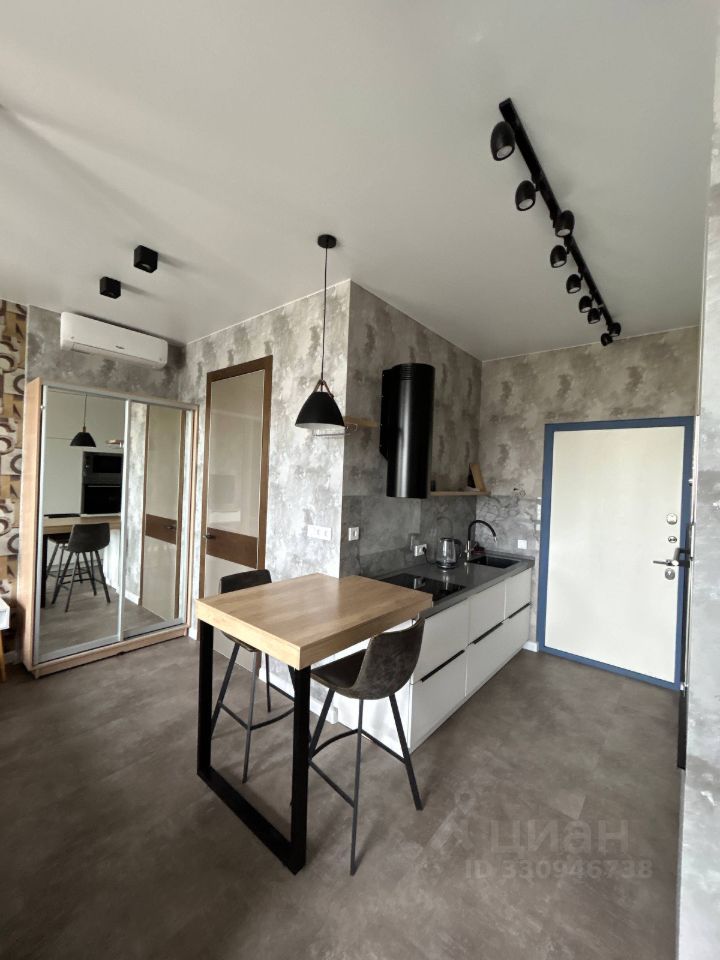m. Aminyevskaya: Apartment, studio