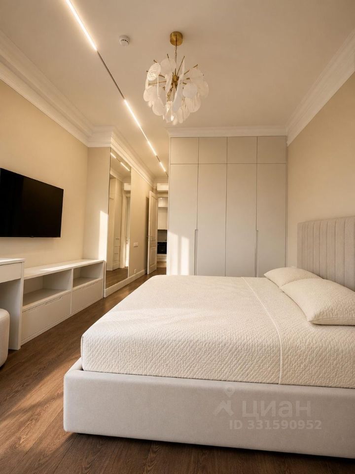 m. Studencheskaya: Apartment, 3-rooms