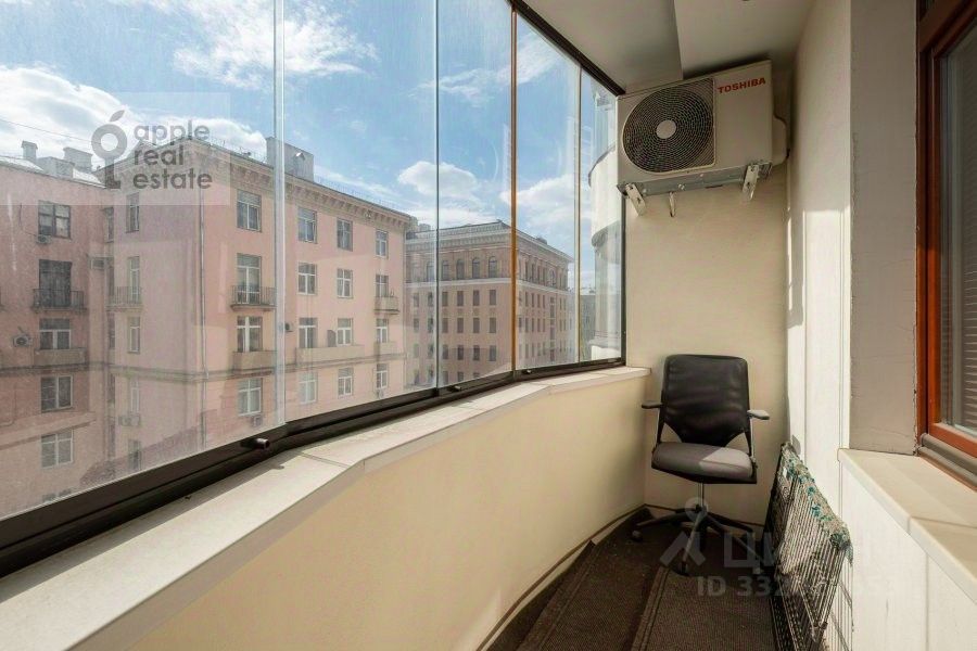 m. Mayakovskaya: Apartment, 3-rooms