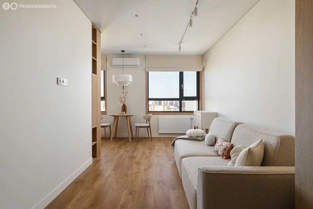m. Verkhnie Likhobory: Apartment, 2-rooms