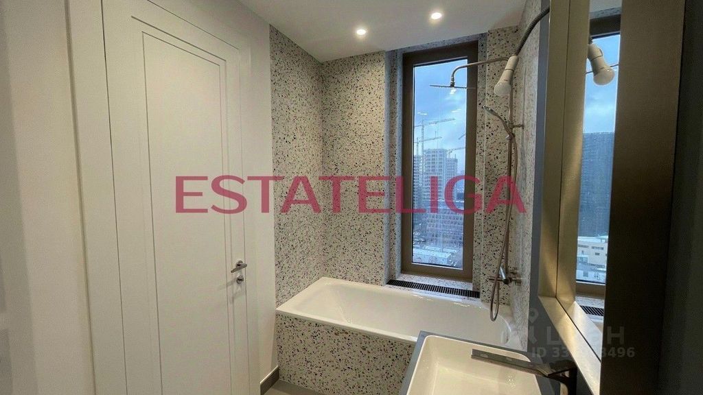 m. Ulitsa 1905 goda: Apartment, 4-rooms