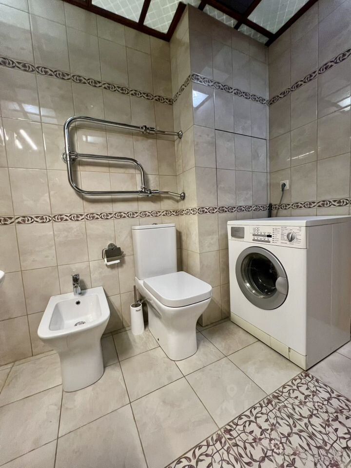 m. Ploschad Gagarina: Apartment, 2-rooms