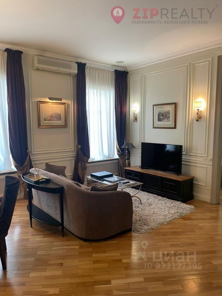 m. Smolenskaya: Apartment, 3-rooms