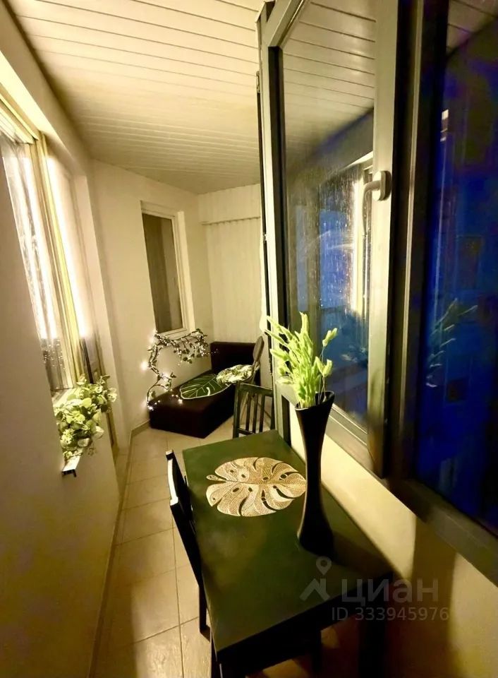 m. Myakinino: Apartment, 2-rooms