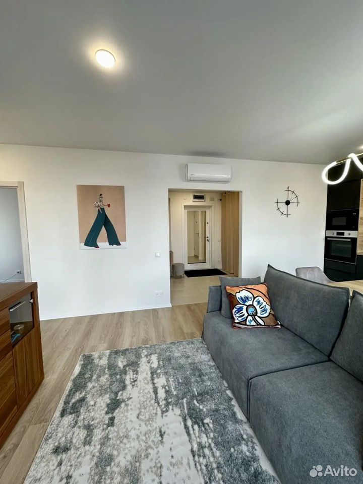 m. Molodezhnaya: Apartment, 2-rooms