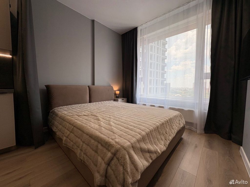 m. Verkhnie Kotly: Apartment, studio