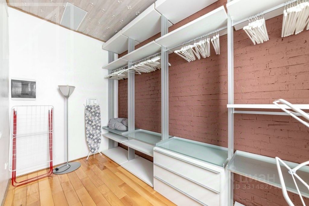 m. Aeroport: Apartment, 5-rooms