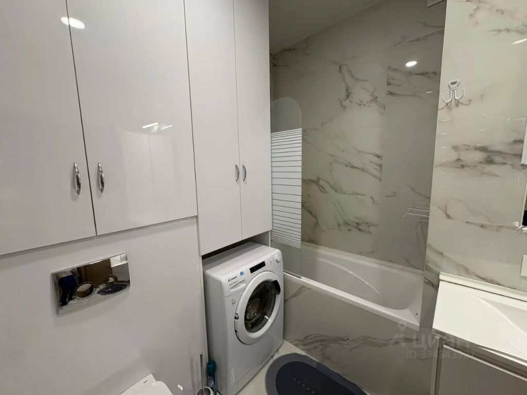 m. Barrikadnaya: Apartment, 2-rooms