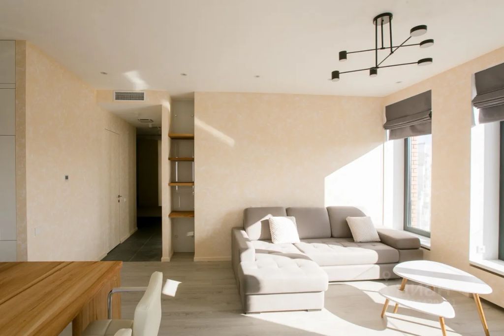 m. Molodezhnaya: Apartment, 2-rooms