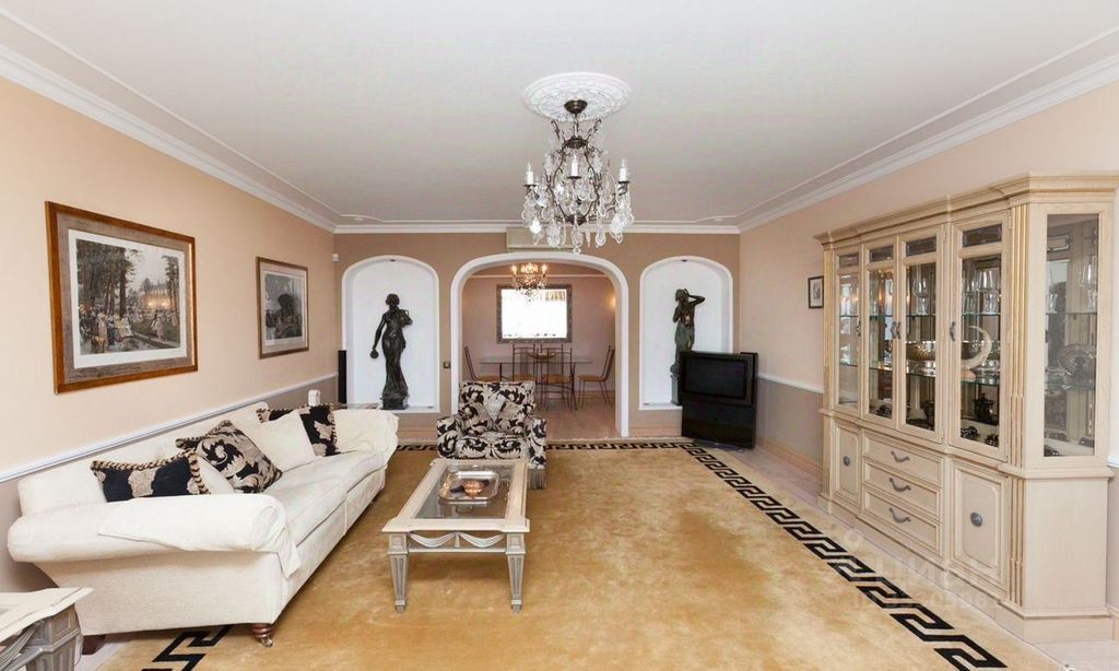 m. Barrikadnaya: Apartment, 2-rooms