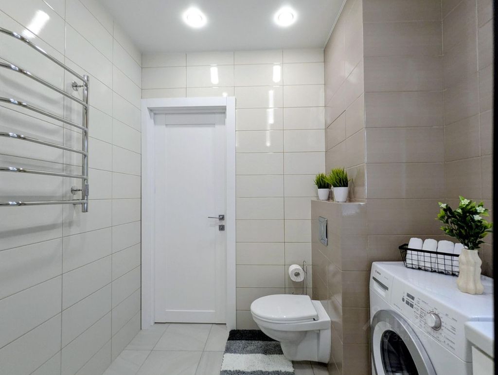 m. ZIL: Apartment, 1-rooms