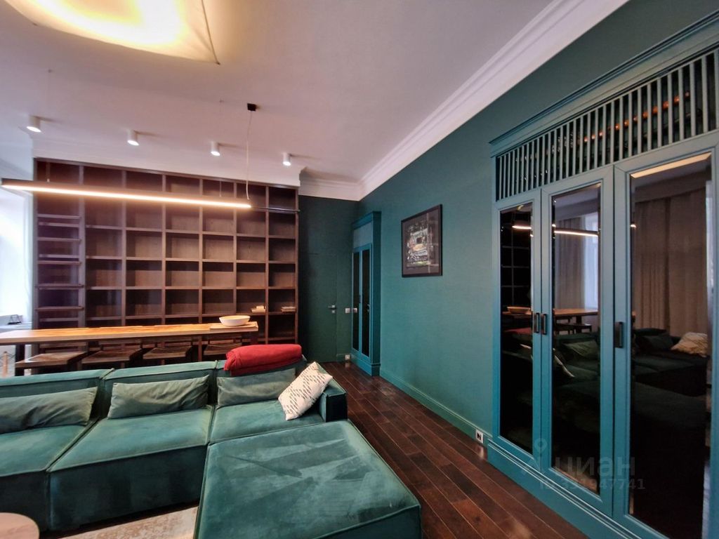 m. Tverskaya: Apartment, 3-rooms