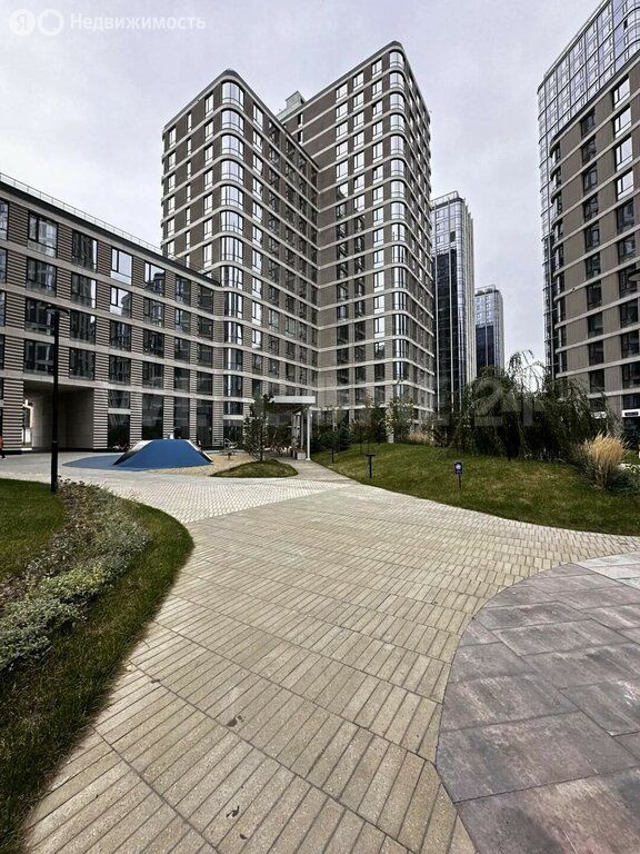 m. ZIL: Apartment, 1-rooms